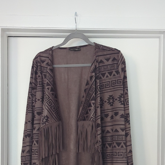 DC Geometric Pattern Fringe Cardigan - Picture 3 of 5